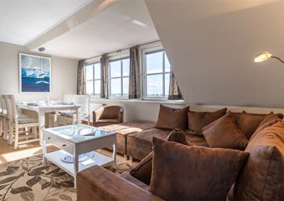 Wohn-Essbereich in der Ferienwohnung R2 Haubarg & Remise St. Peter-Ording